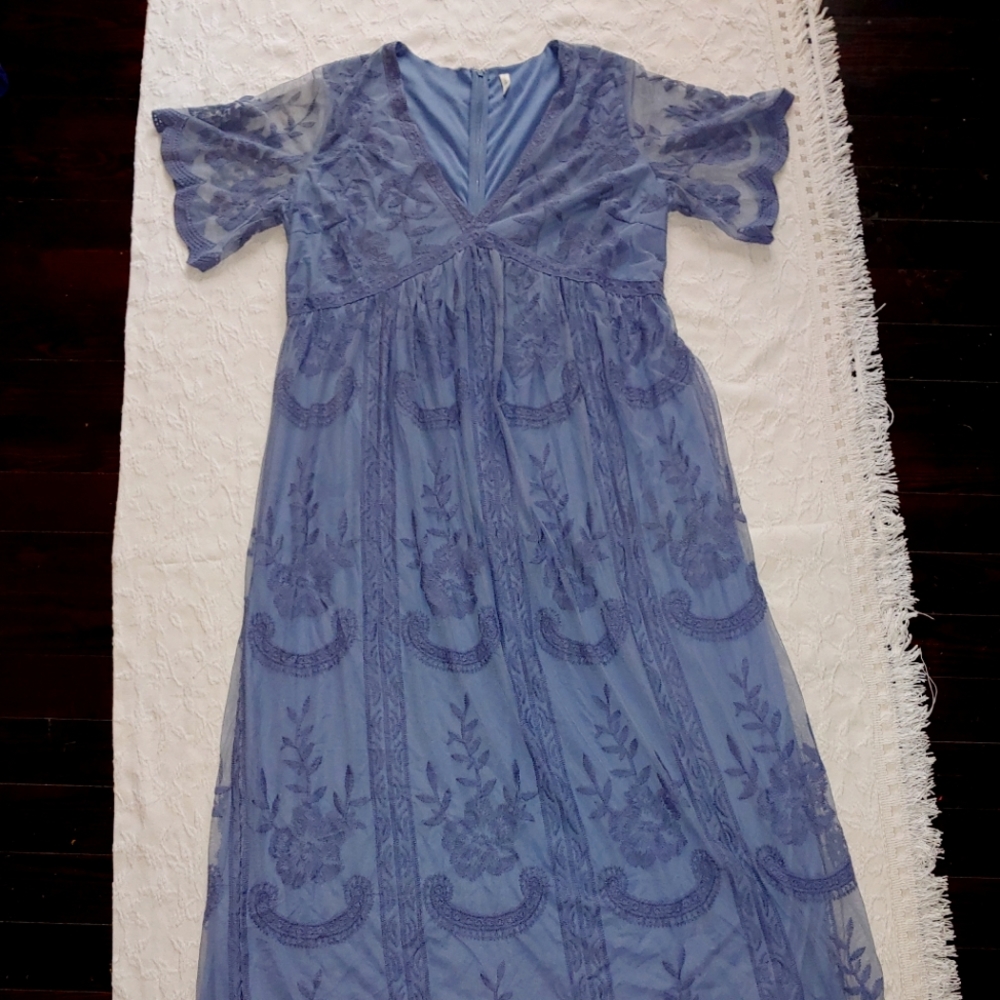 Lace PinkBlush Maternity Dress